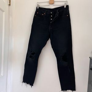 Black Distressed Raw Hem Levi’s